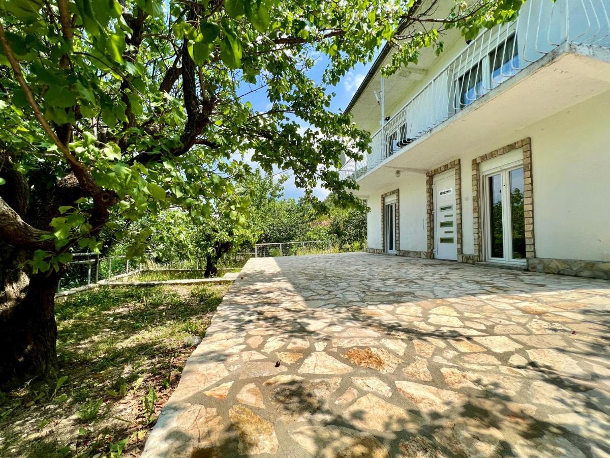 Guest House Ivano Mostar Eksteriør billede